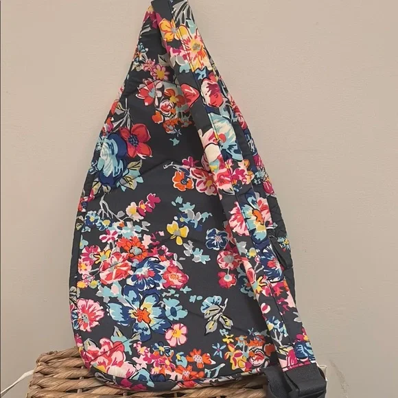 New Vera Bradly Floral Quilted Sling Bag backpack - Picture 5 of 6